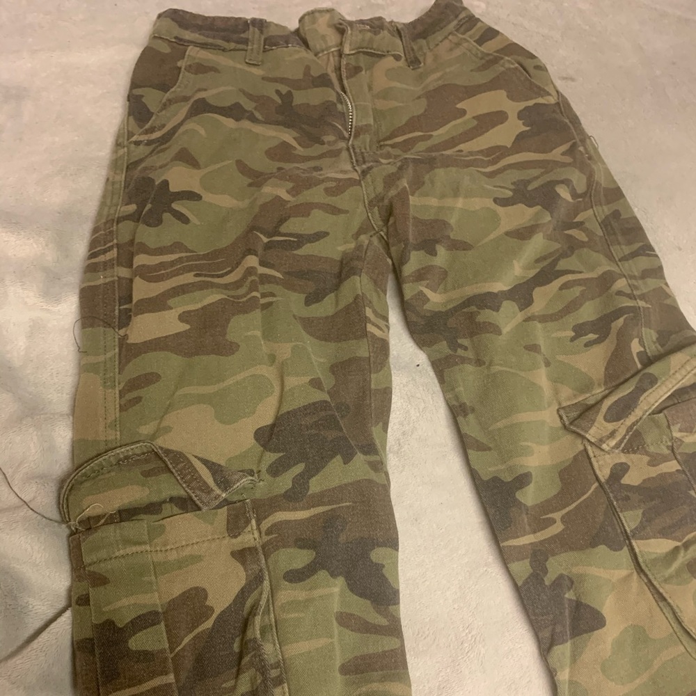 Shein Camo Cargo Pants Size XS extra small.